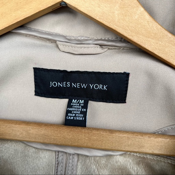 Jones New York Winter Coat - Picture 3 of 11